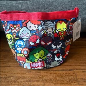 Marvel Treat Bag Or Gift Bag with Handle Marvel Comics New with Tags
